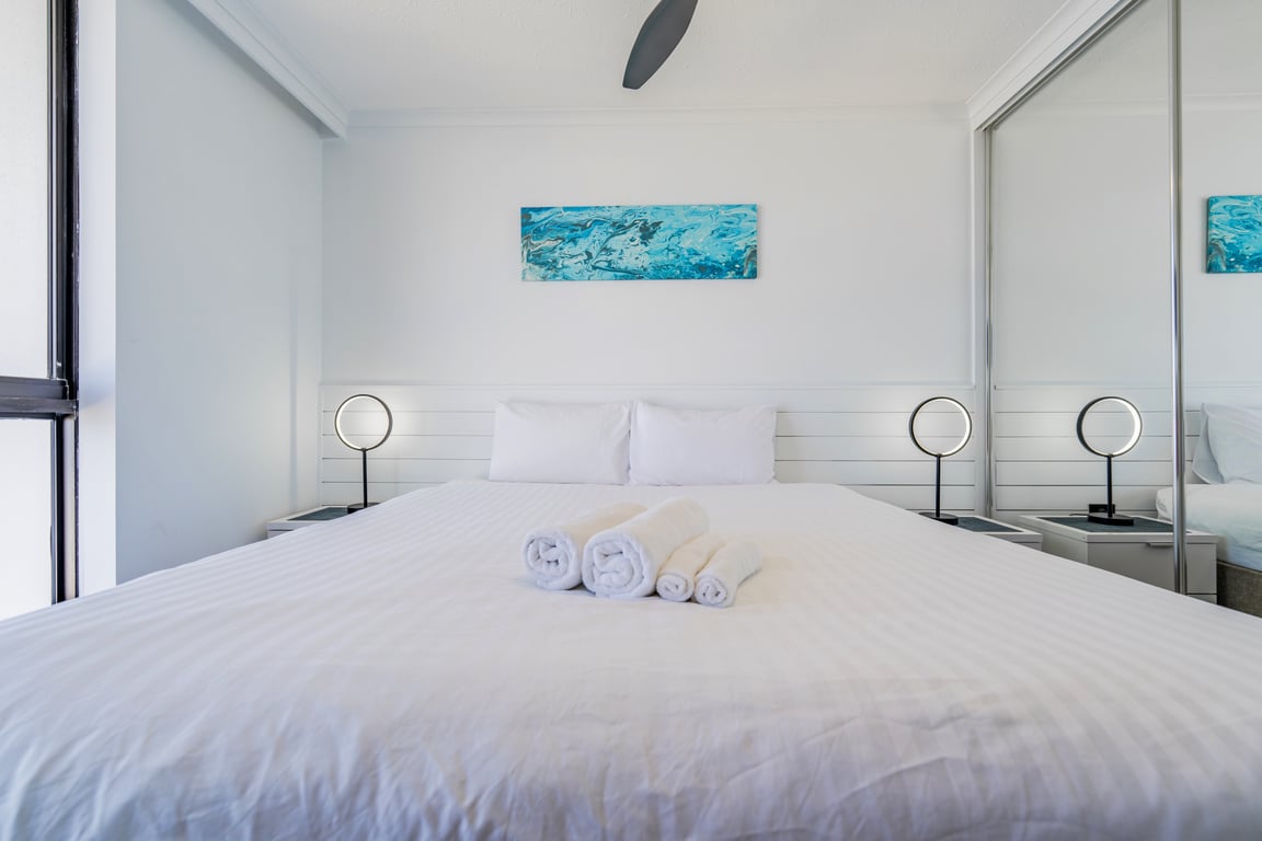 1 Bedroom Deluxe Apartment