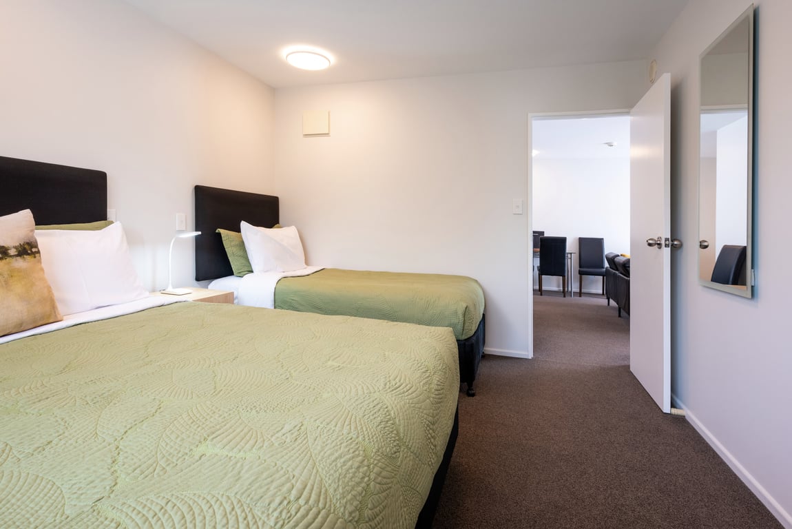 Upper Level 2 Bedroom King