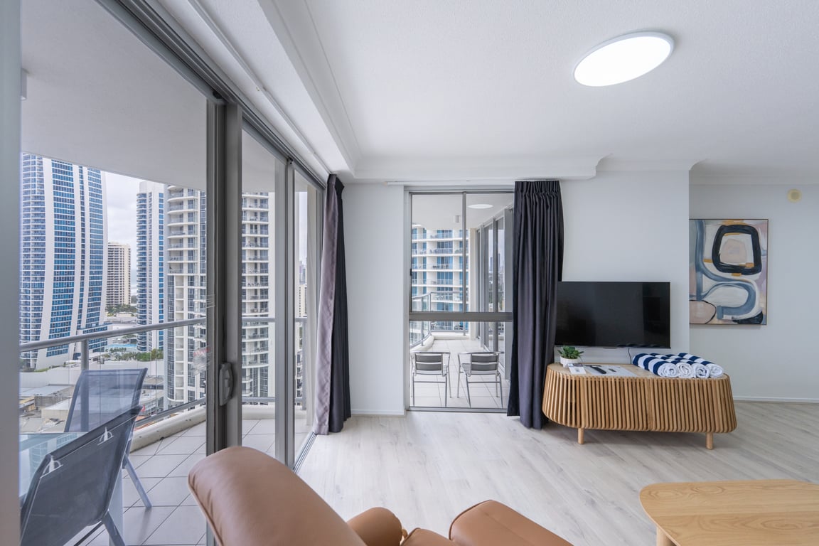 Chevron Tower Ocean View Deluxe 2BR 2B 1C