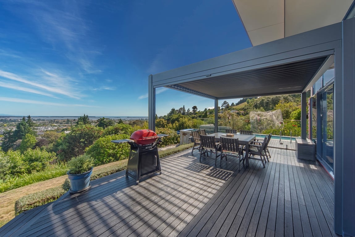 Pohutukawa House - Views, Pools, Serenity!