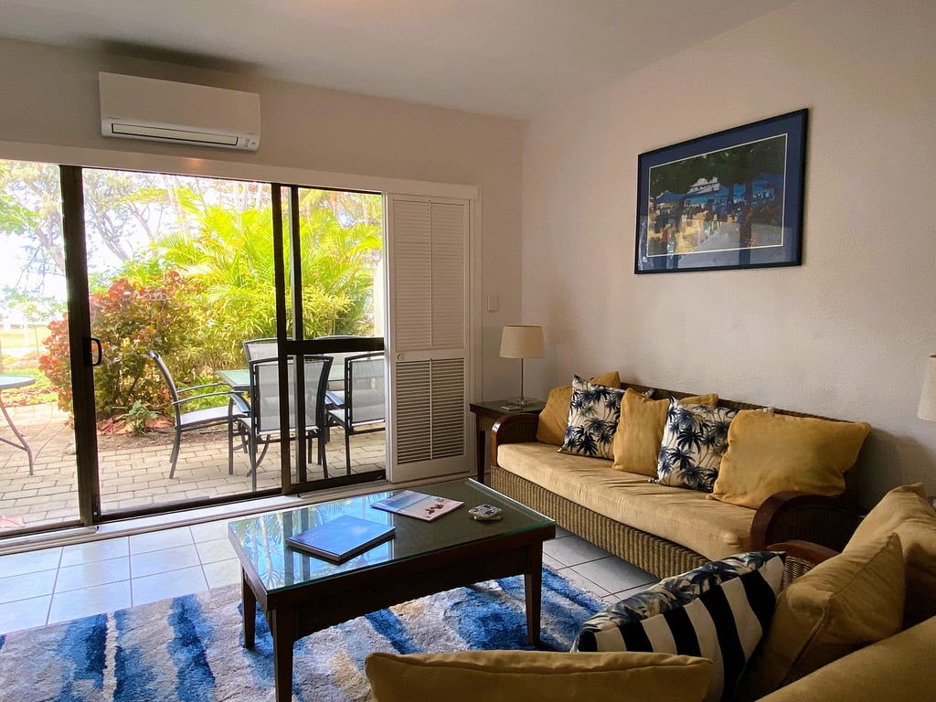 2 Bedroom / 2 Bathroom Beachfront Apartment