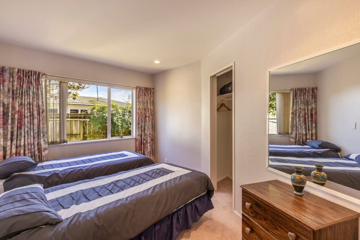 Views From Hawai - Large Home With Wi-Fi