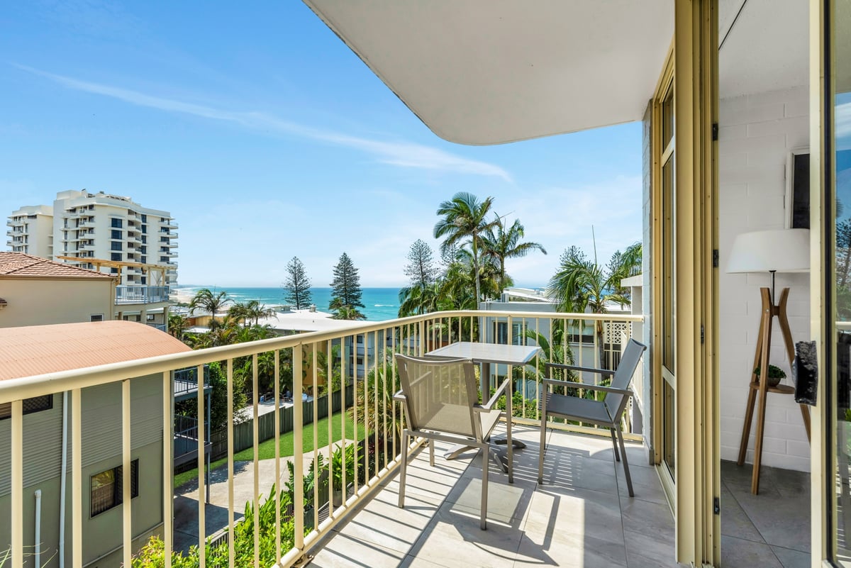 2 Bedroom Apartment with Ocean View