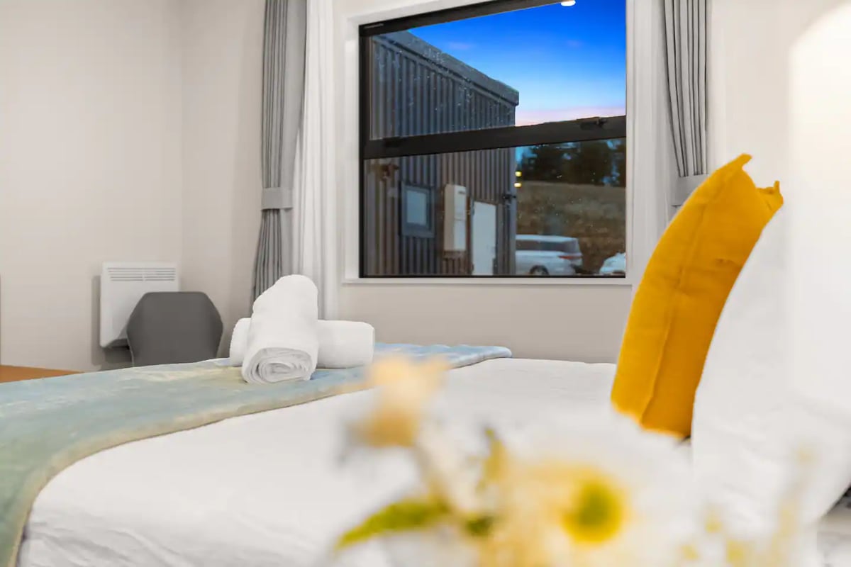 New stylish 2bedroom studio/UnitE