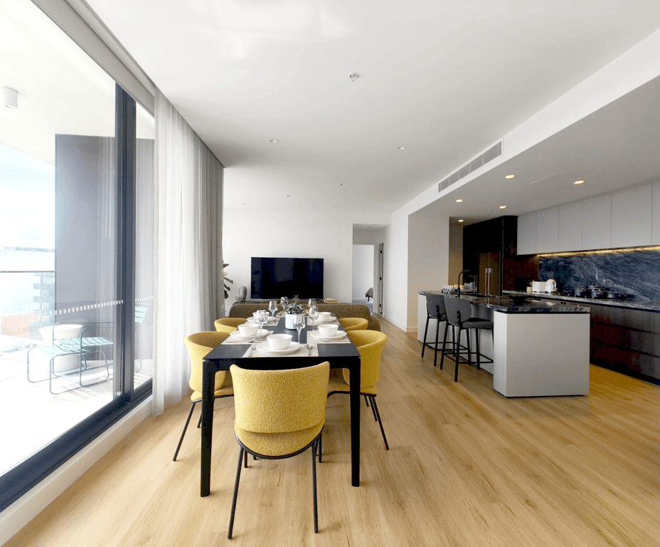 Ocean Glimpse - A Designer Sub-Penthouse @ 333STK