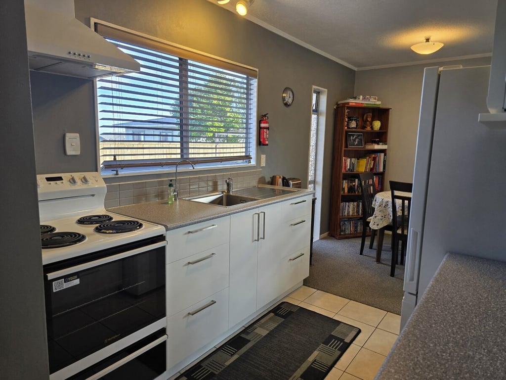 Taupo Central - Close To Town And Includes Wifi