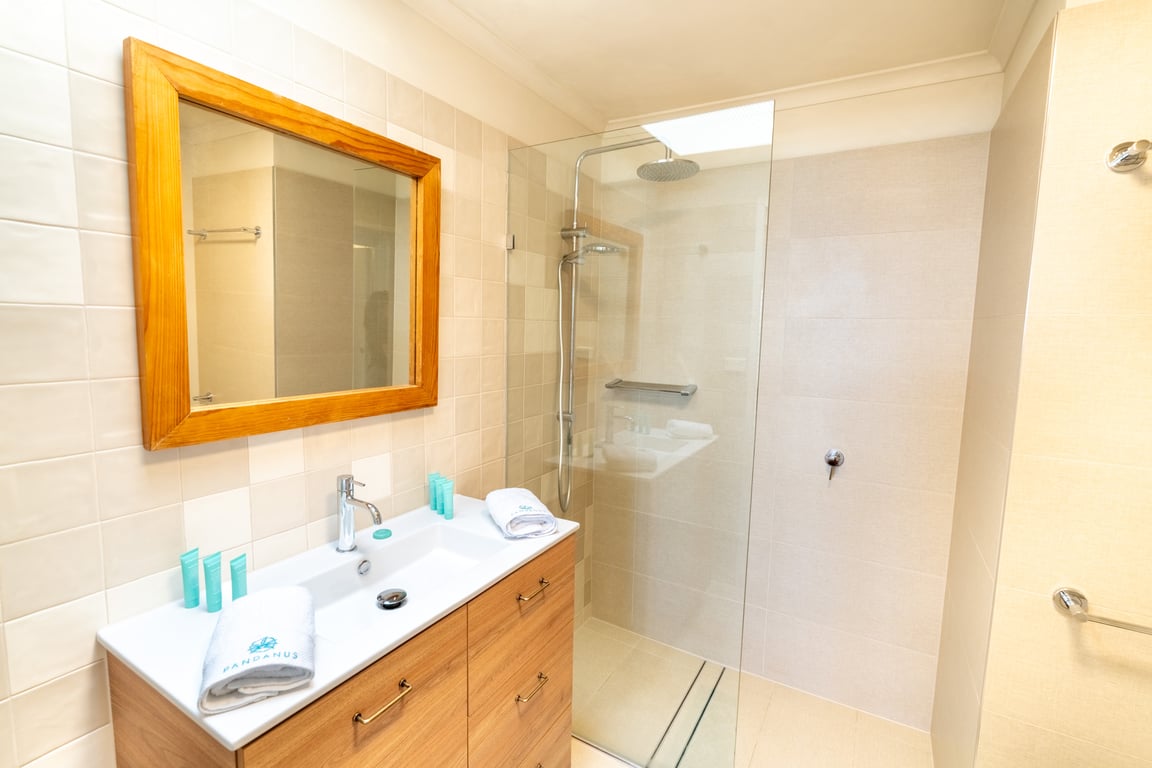 Prestige Two Bedroom Headland Ocean