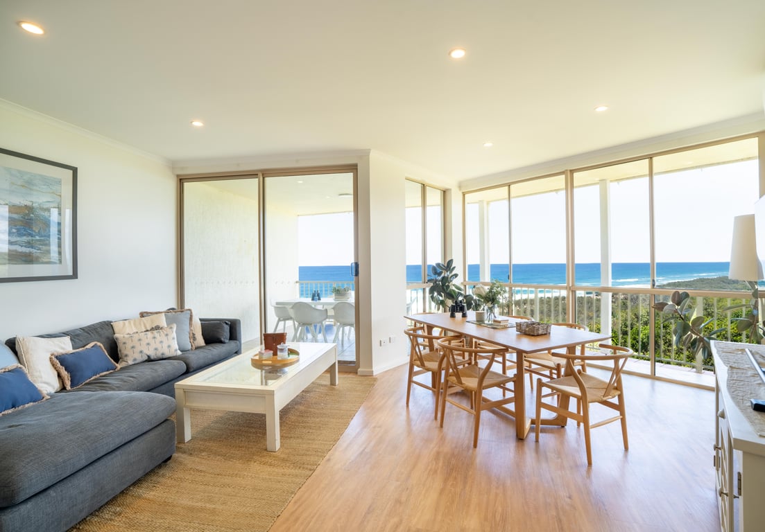 Deluxe Ocean View Apartment