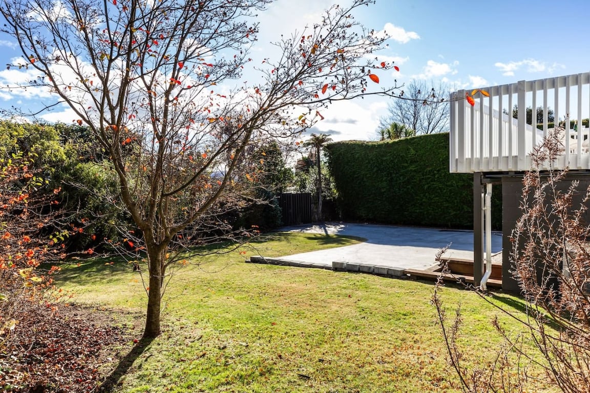 Two Mile Bay Getaway - Comfort & Convenience With Wi-Fi