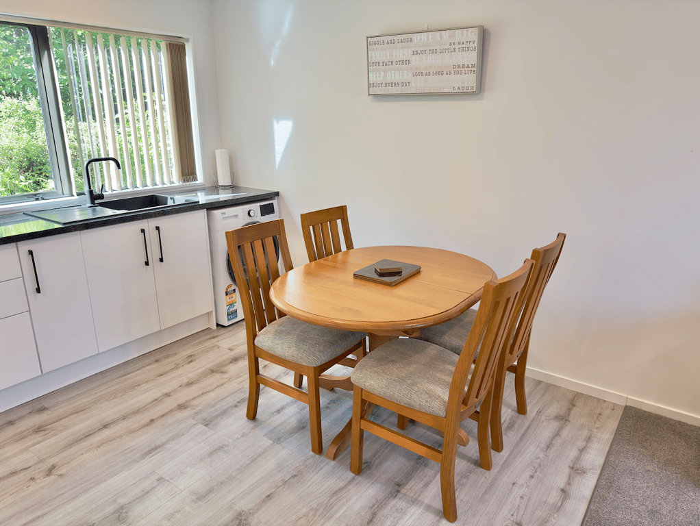 Woodland Cottage (Pet Friendly)