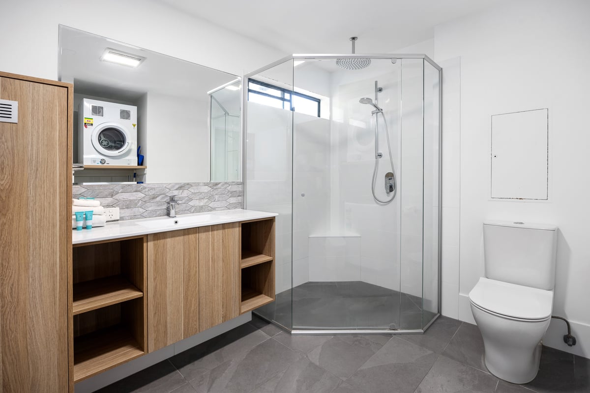 1 Bedroom Apartment with Ocean View