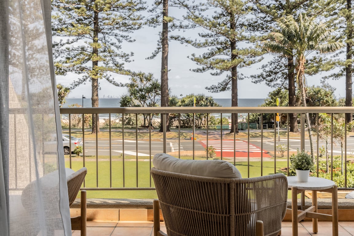 Townhouse 06 - Ground level - 2 BEDROOM 2 STOREY LUXURY TOWNHOUSE LUXURY