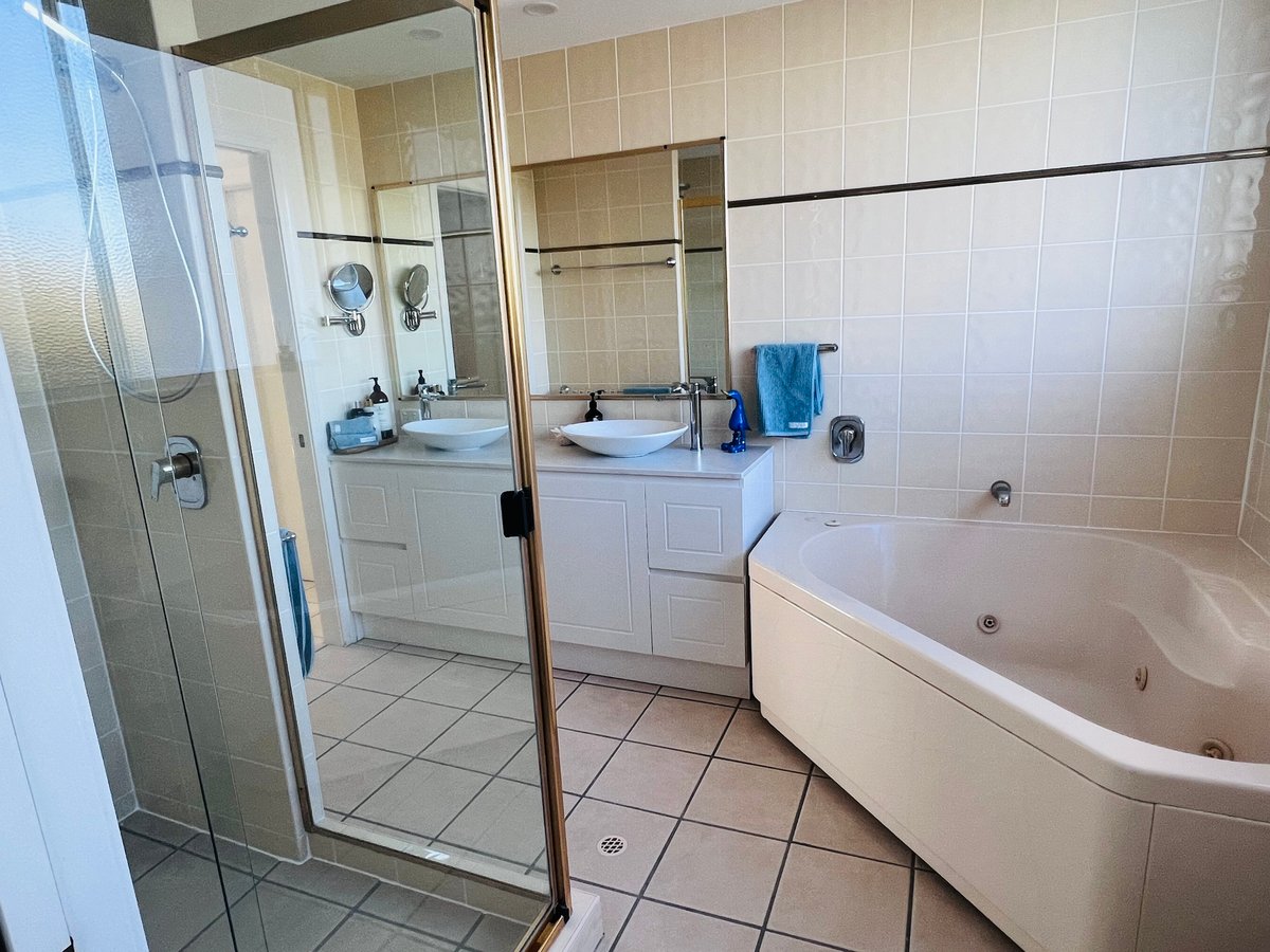 1 Bedroom 1 Bathroom Deluxe