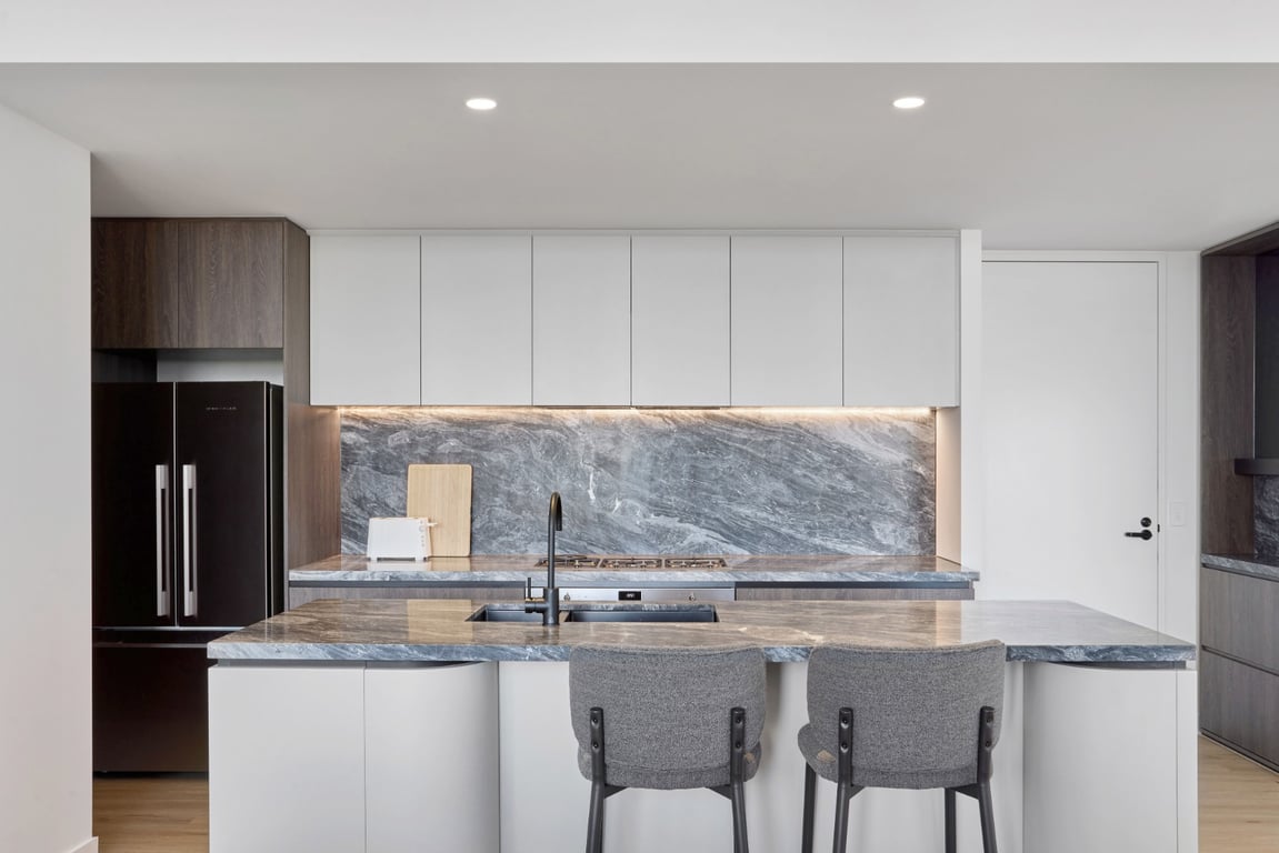 Ocean Glimpse - A Designer Sub-Penthouse @ 333STK