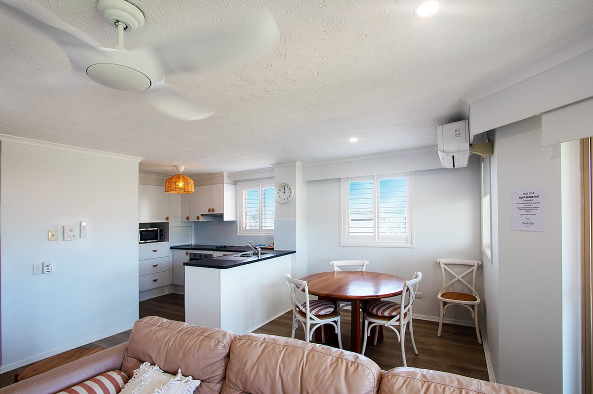 2 Bedroom Pool and Ocean View-Unit 19 with A/C