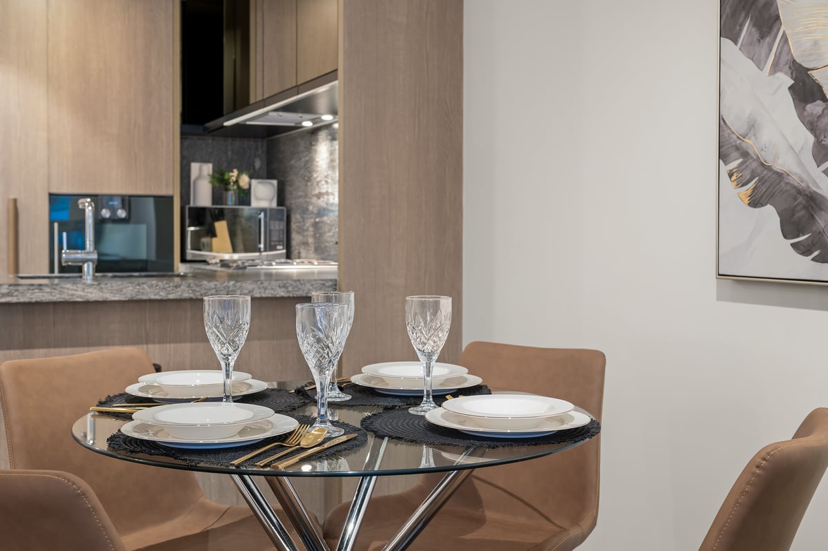 Iconic Fawkner Residence! 2 Bedrooms | 1 Bathroom | Free Parking