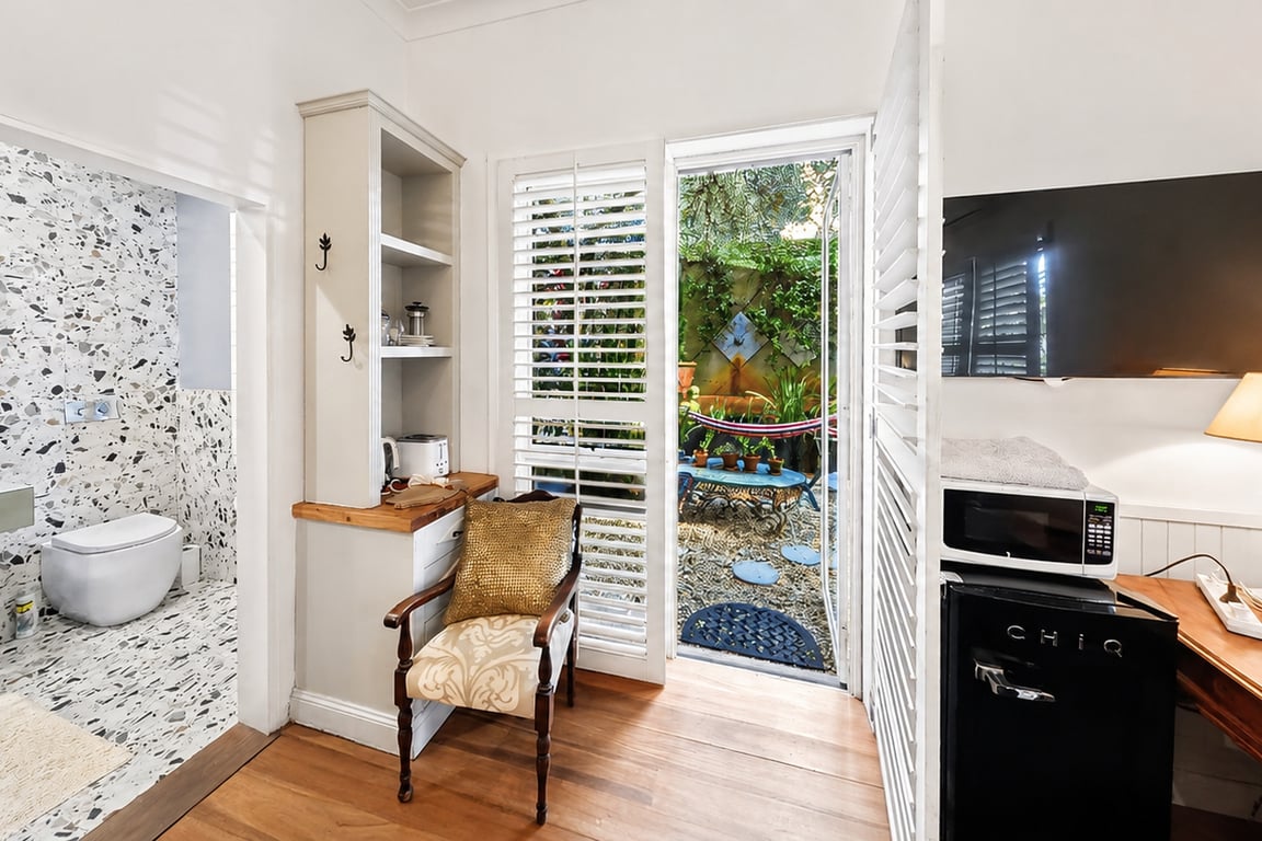 LITT2 - Mosman Oasis | Eclectic Garden Guest Room