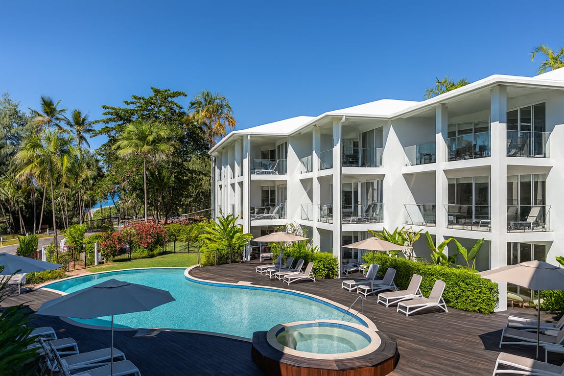 2 Bedroom LUXE Pool View Apartment