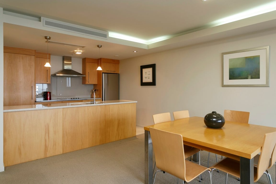 Relax On Roberts - Modern And Central - Free Wi-Fi