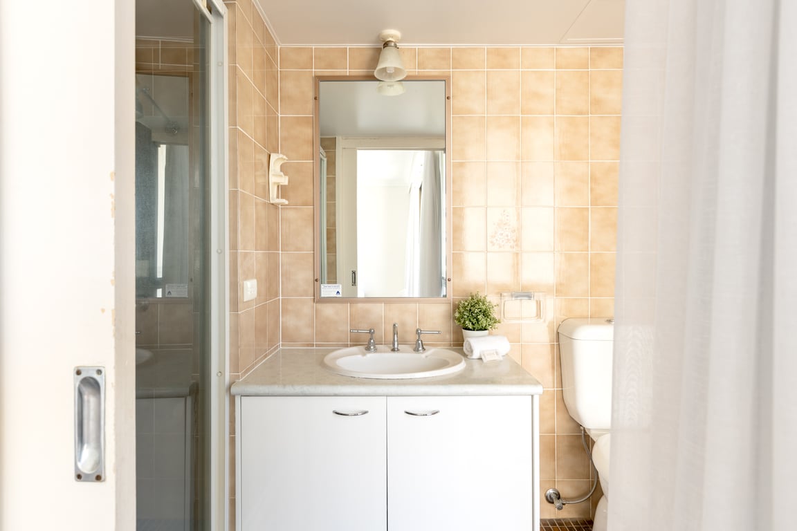 2 Bedroom Deluxe Apartment