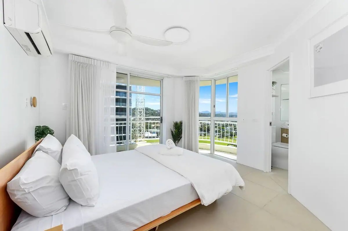 Manage My BNB | Stunning Views - 15t Floor Unit