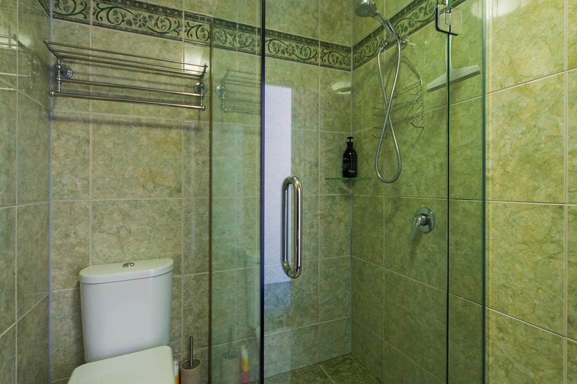 Monaco Shores Apartment