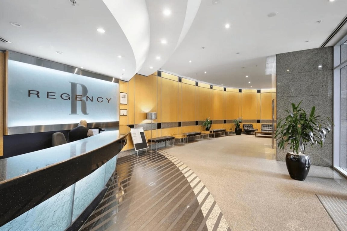 HELP5 - Chatswood Convenience | Steps To Train & Metro