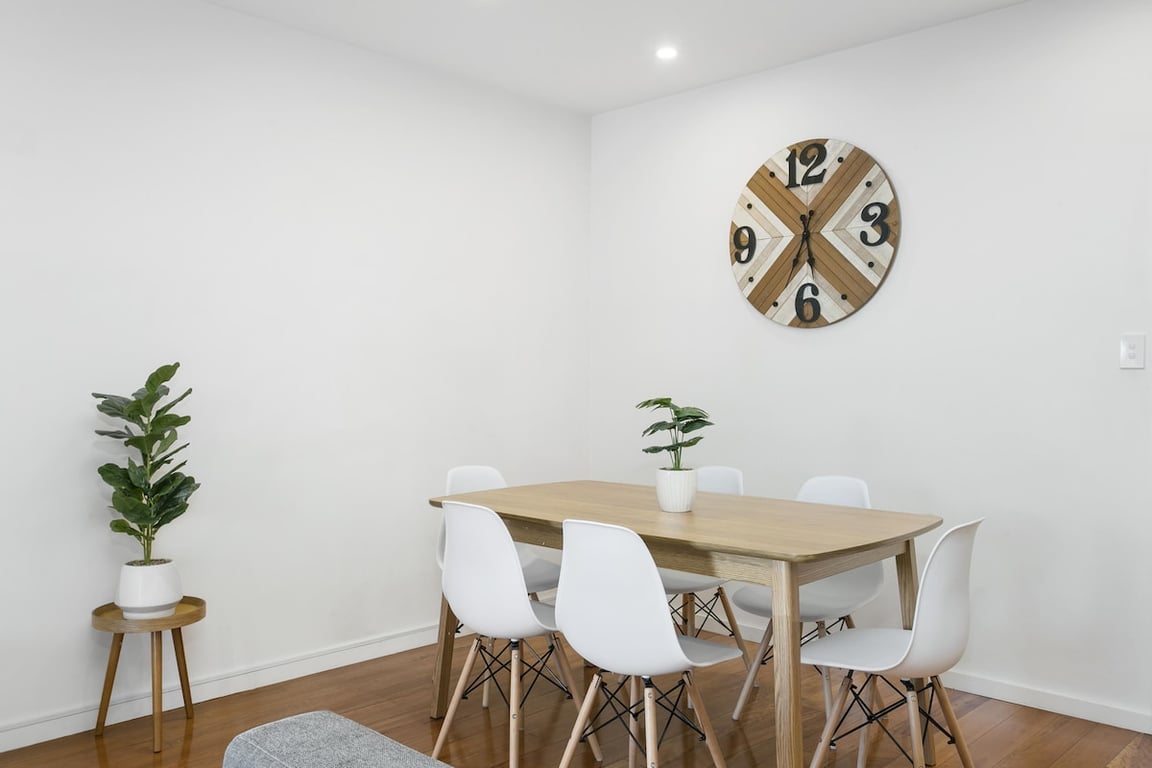 MOS25 - Mosman Moments | Contemporary Laidback Living