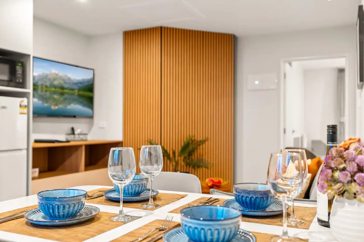 New stylish 2bedroom studio/UnitE