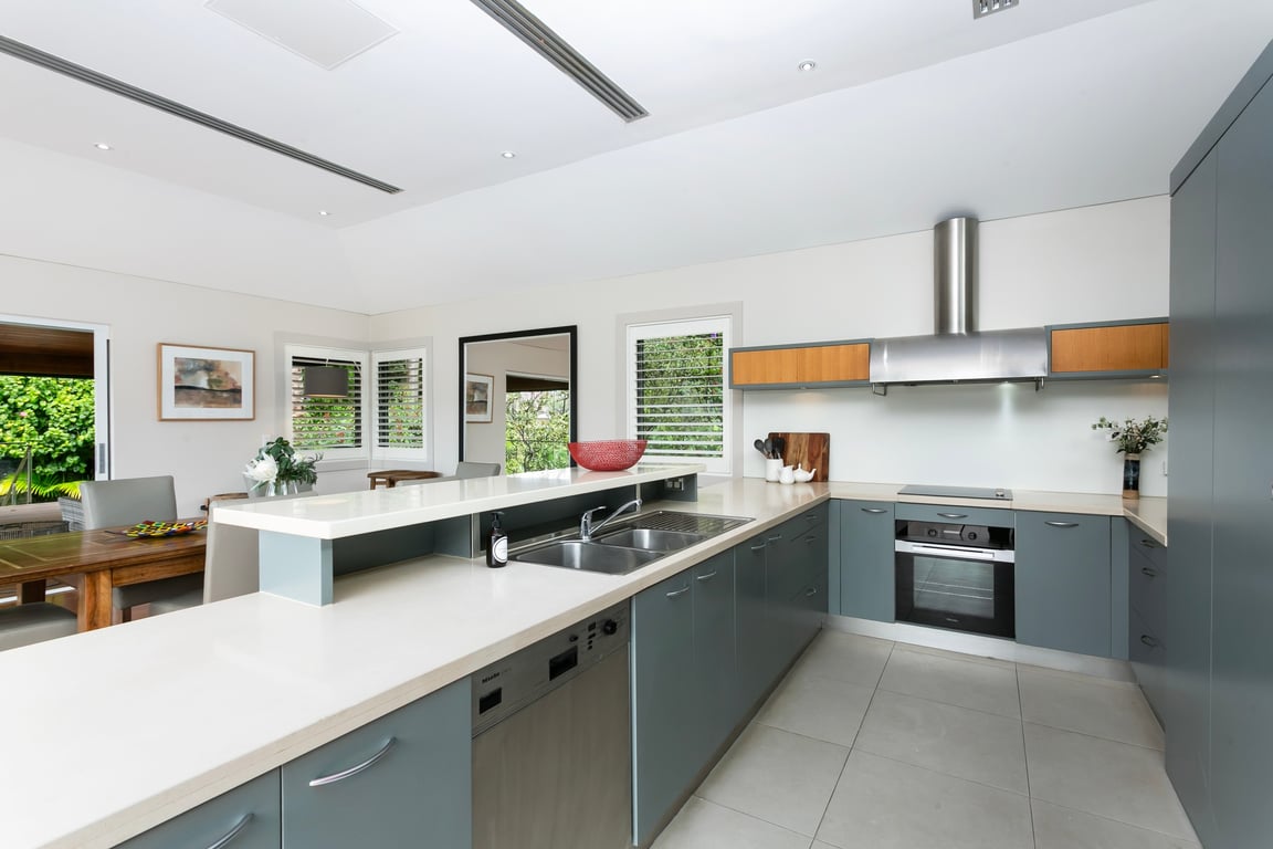 EDBAY - Edwards Beach Retreat | Steps To Balmoral