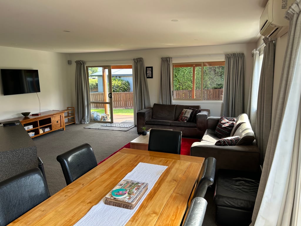 7 Hepburn Lane (Pet Friendly) 