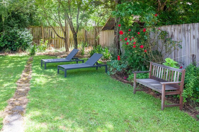 Villa Cheltenham (Pet Friendly) 