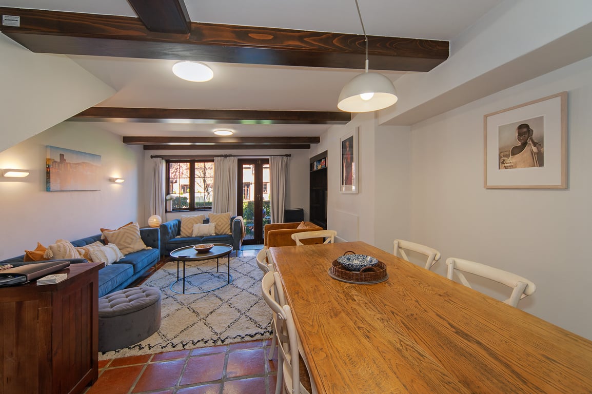 Monaco Shores Apartment