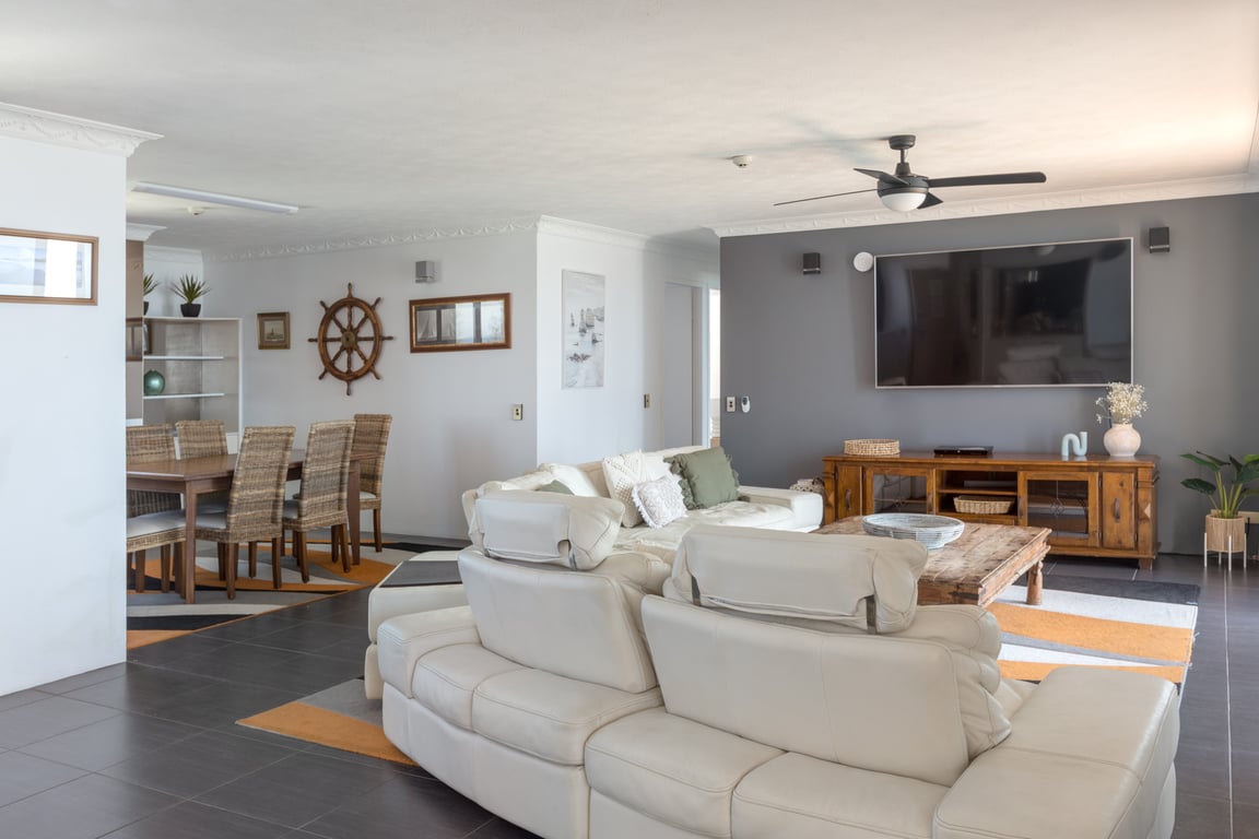 3 Bedroom Deluxe Apartment