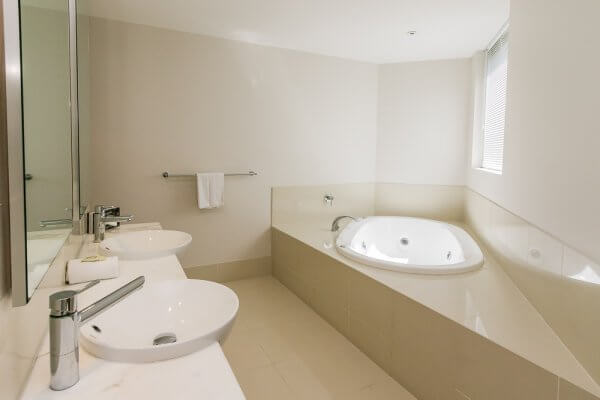 2 Bedroom Esplanade/Ocean View Executive