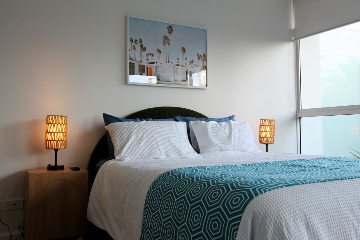 2 Bedroom Courtyard View