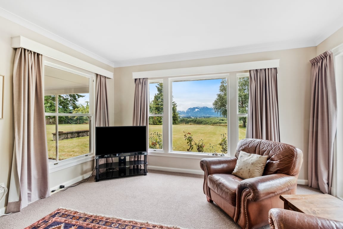 'The Lookout' Lochiel