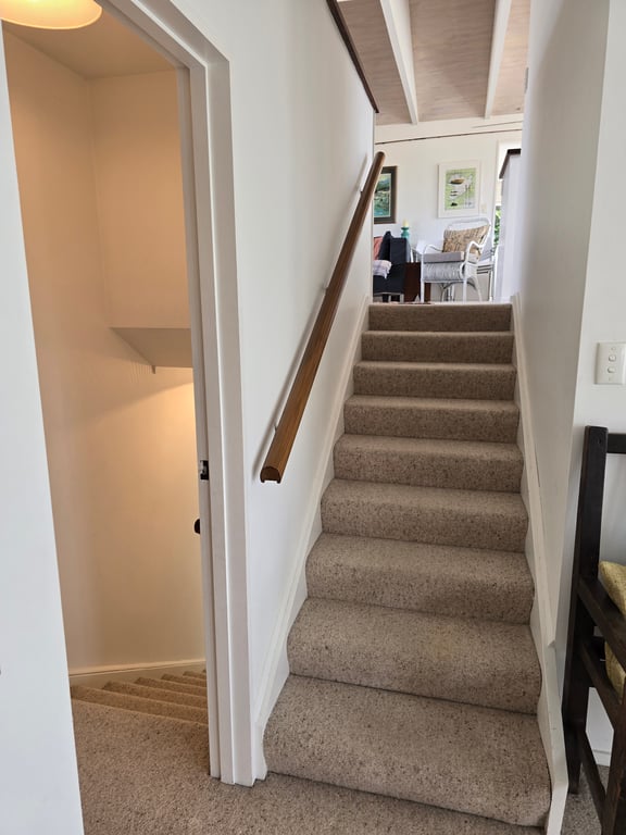 Heeni Street - Great Location Near The Lake