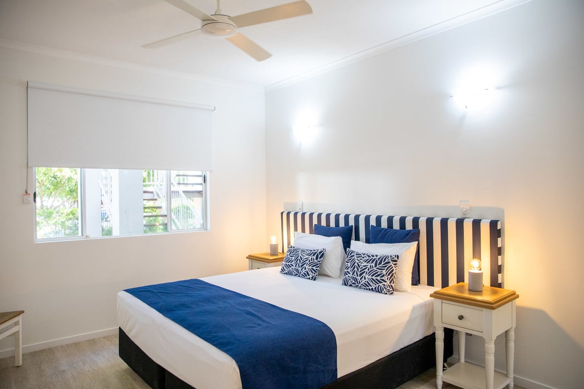 3 Bedroom LUXE Pool Deck Apartment