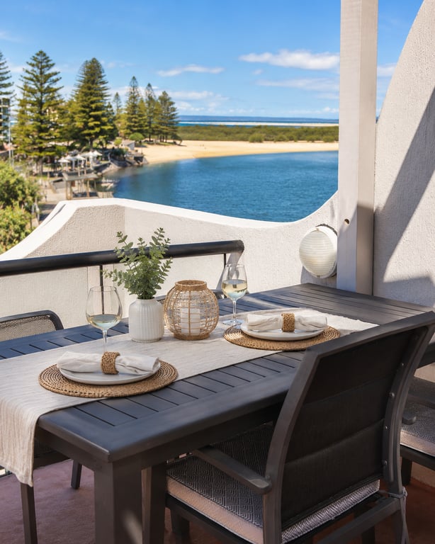 Unit 302 – Superior 1 Bedroom Waterfront Rooftop