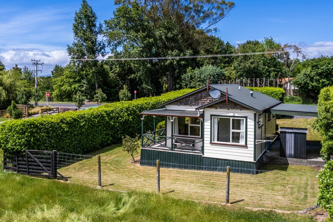 Clarks Country Cottage – A Peaceful Rural Retreat