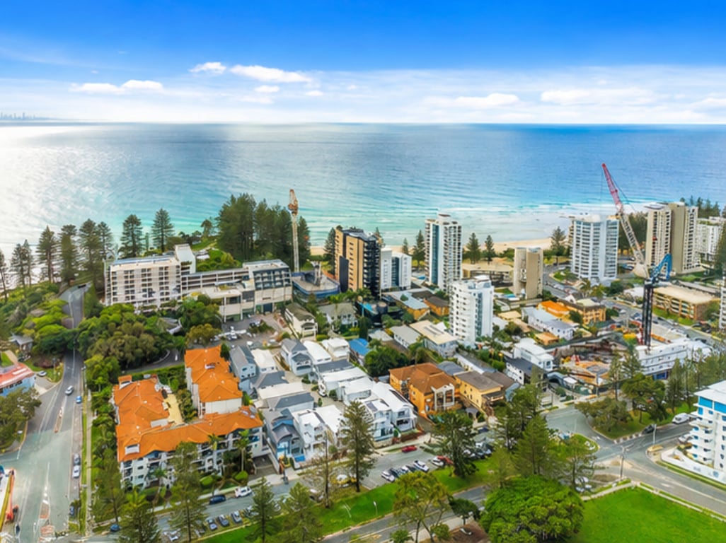 Superior 2 Bedroom Split Level Villa