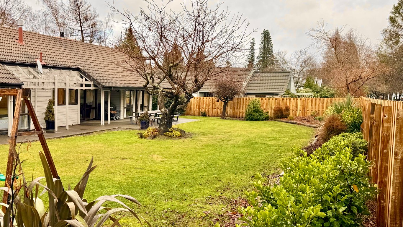 Retreat on Cheltenham (Pet Friendly) 