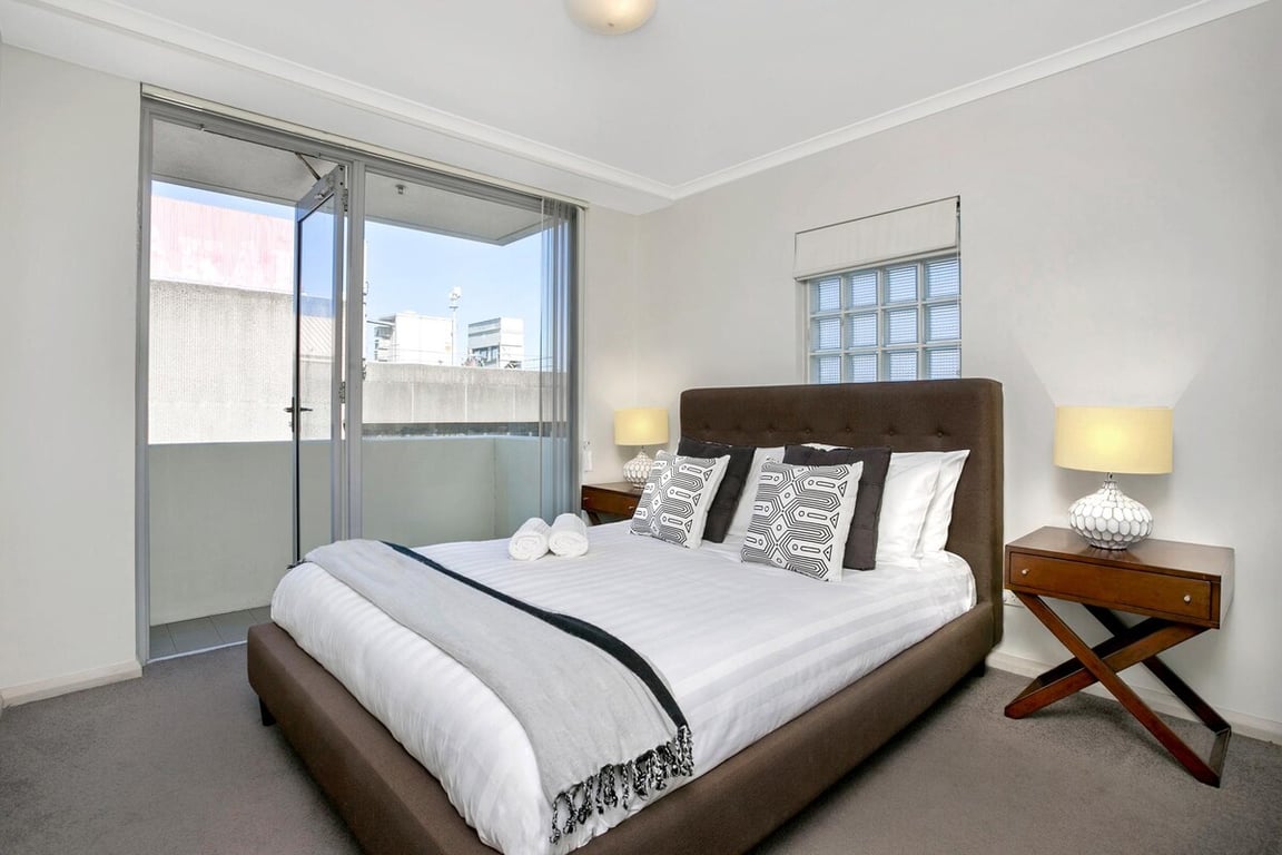 L1101 - St Leonards Comfort | Easy Access To The CDB