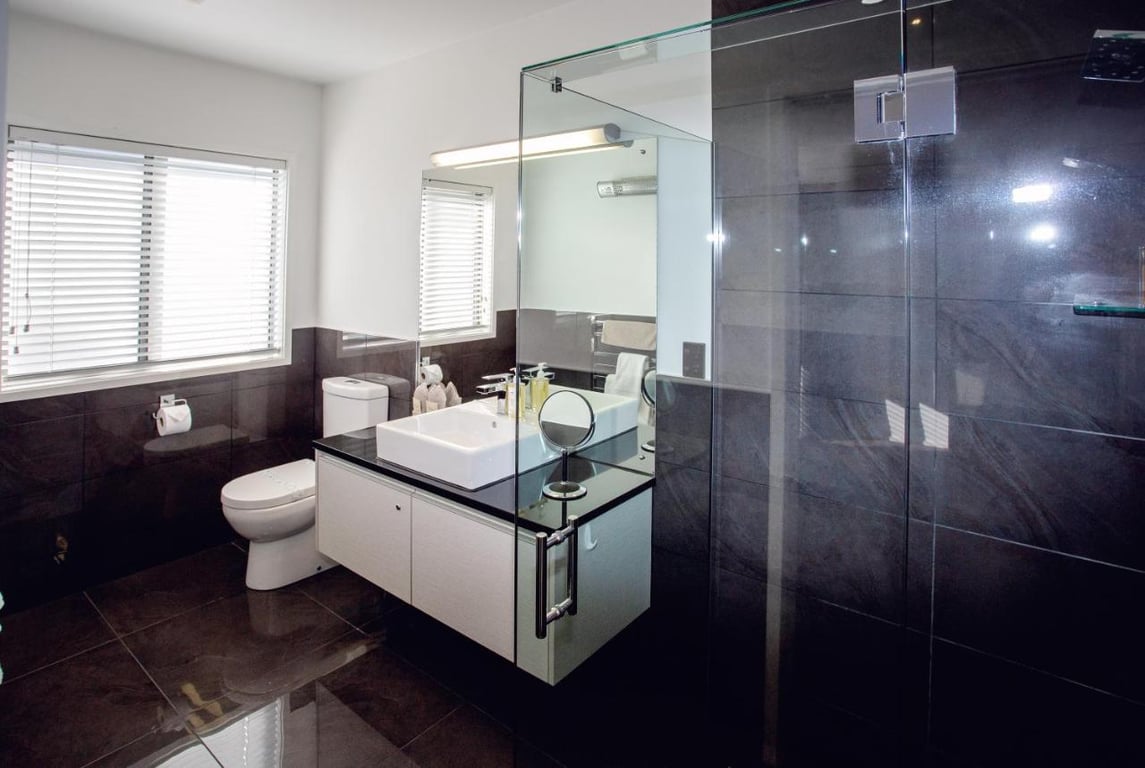 Luxury on Rutherford