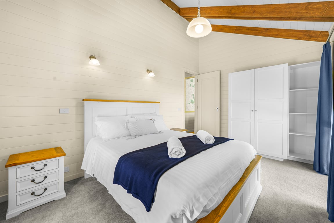 Yarrowood - Country Retreat near Lake Nillahcootie