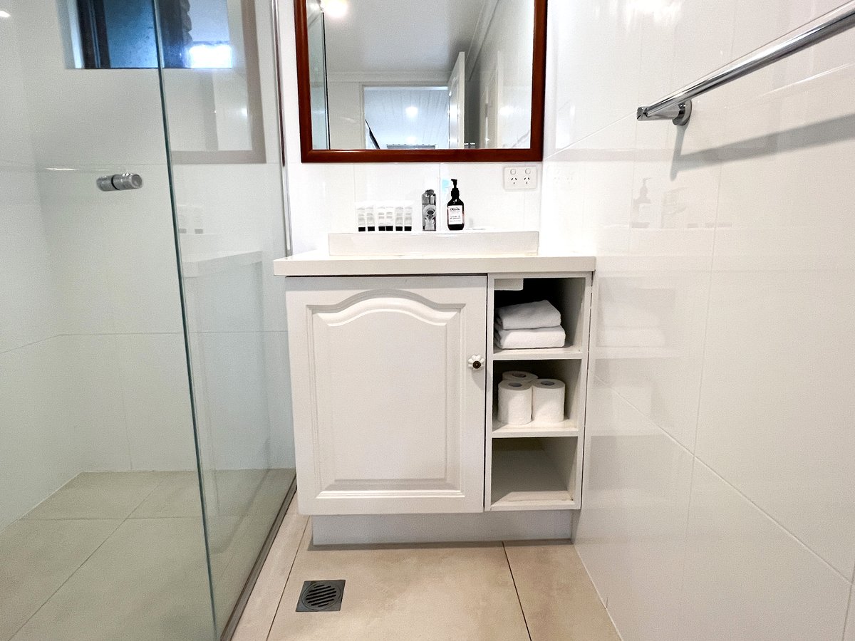 Pacific C3 - 1 Bed 1 Bath