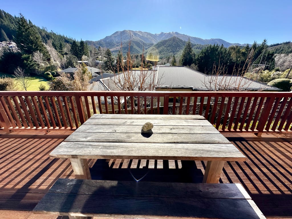 10 Forest View Close
