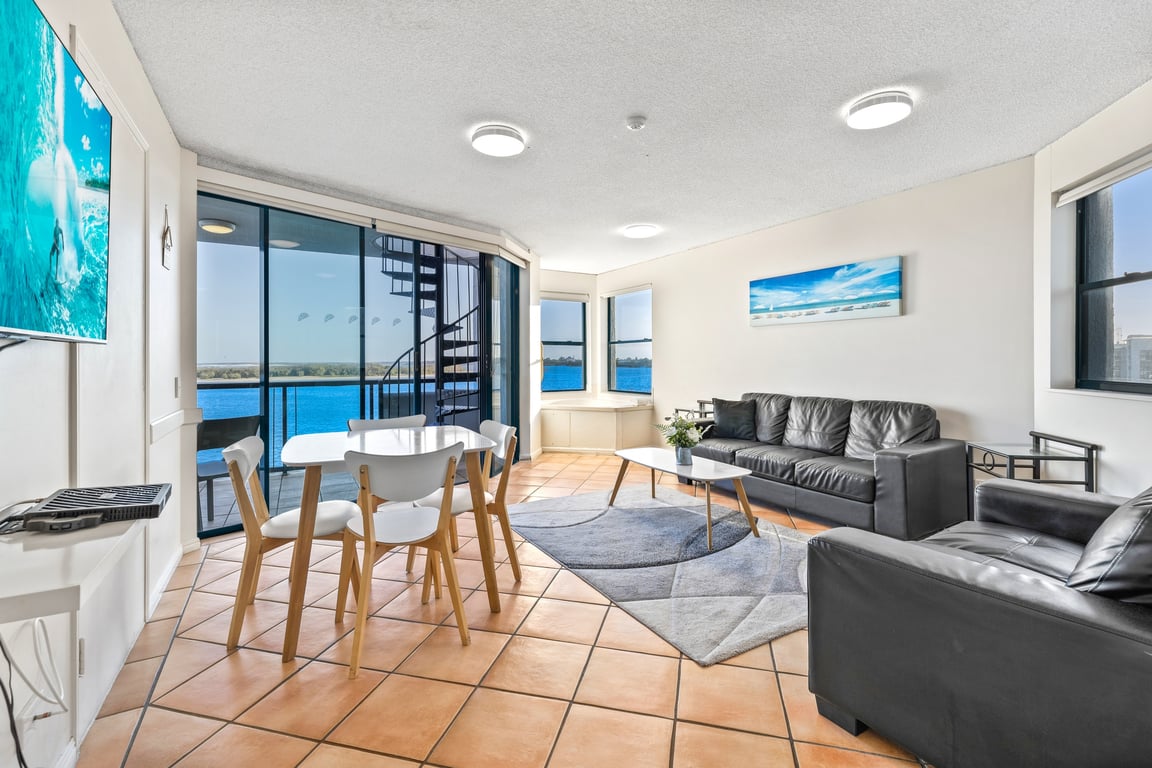 Standard 2 Bedroom Waterfront Rooftop