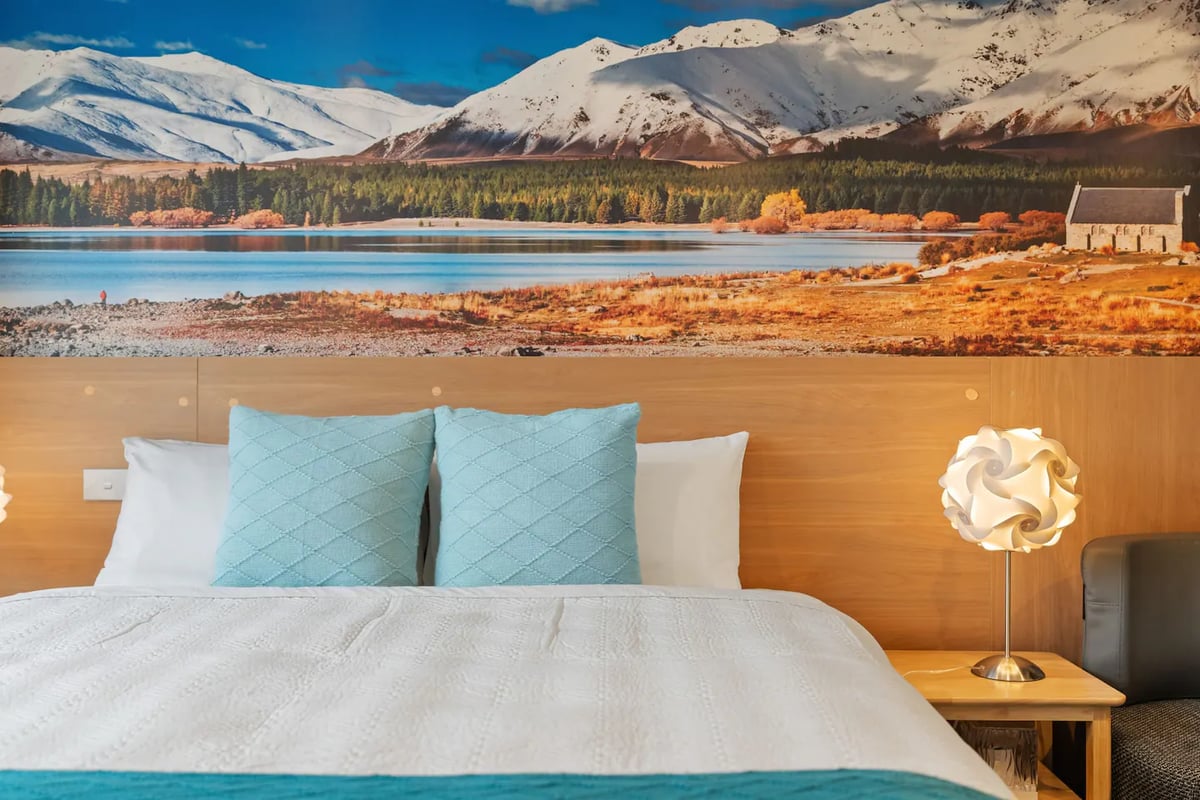 New warm modern family friendly /Unit4/2bedroom